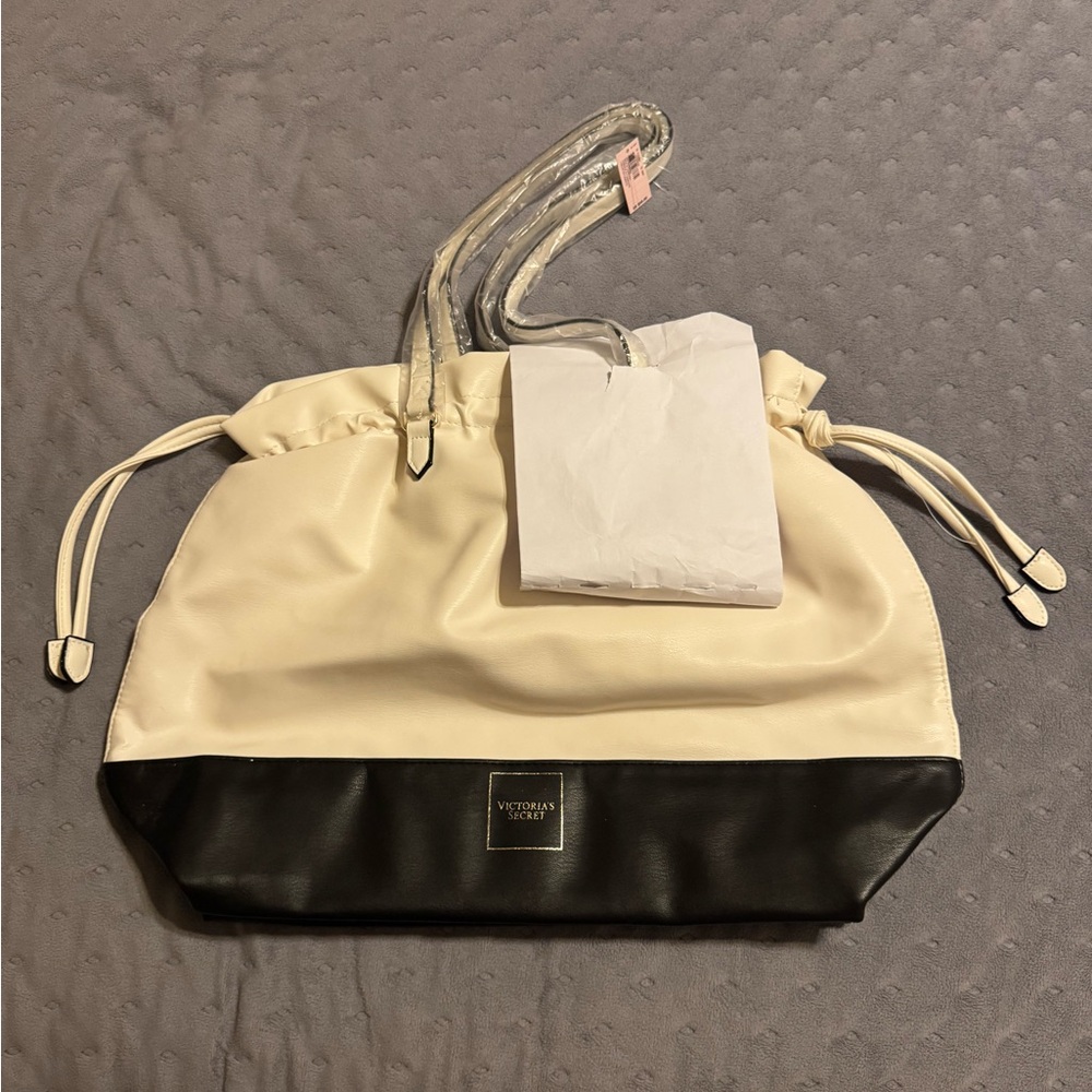 Victoria's Secret Elegant Black and Cream Tote w/ Rose Design NWT - Picture 3 of 9
